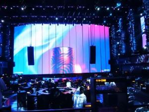 H-ONE Official Bar: A visual feast of technology and dreams