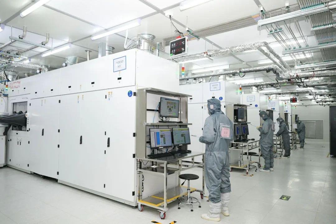 Annual output of 2.4 million pieces! Jucan Optoelectronics 'red and yellow light epitaxial wafer/chip project is put into production