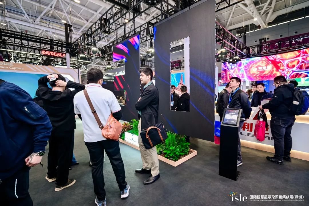 Create a vision and lead the future intelligently| Liard shines in ISLE 2025, crowned with glory