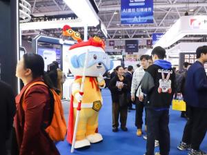 Guoxing Optoelectronics shines at the 2025 ISLE International Smart Display Exhibition, opening a ne