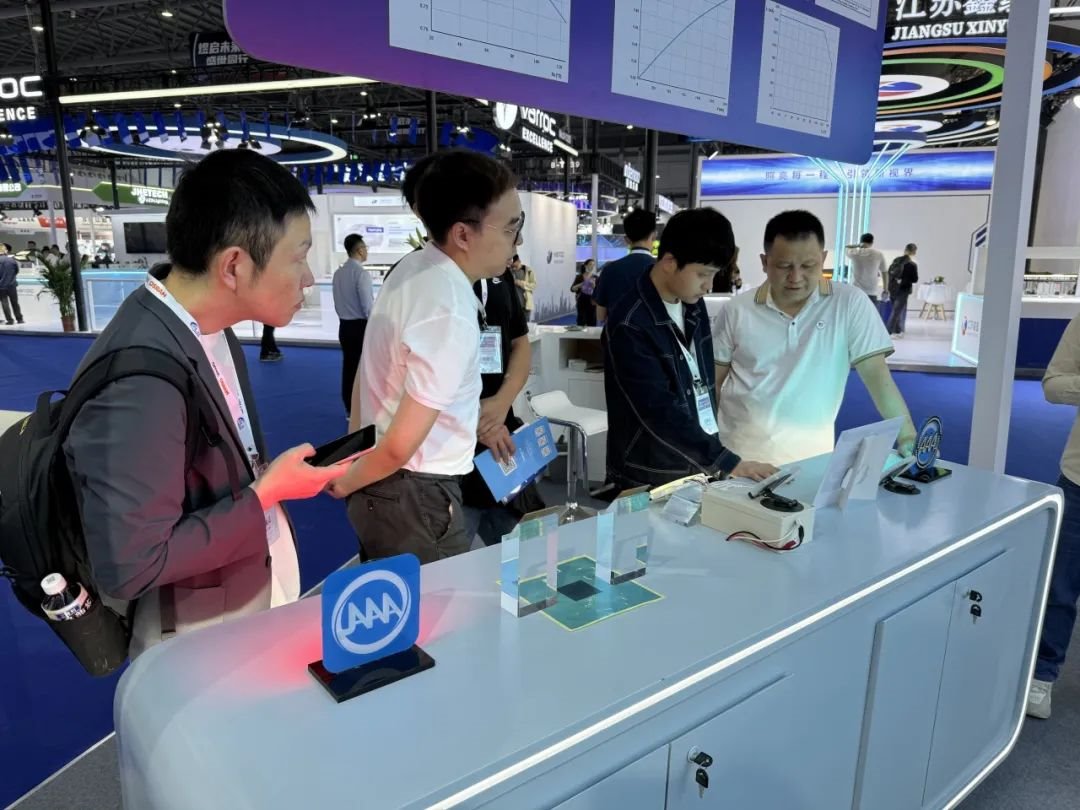 Guoxing Optoelectronics debuts at 2025ALE: Zhichuang Future Automotive Optoelectronics New Ecosystem
