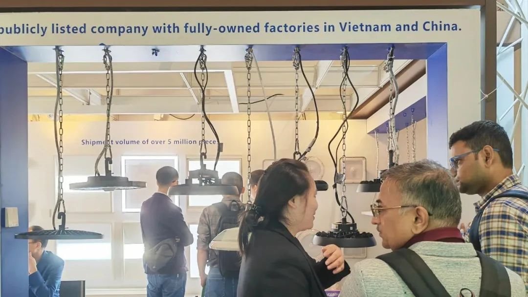 Green lighting smart future<br /> Lehman Texiang at the 2025 Hong Kong Spring Lantern Show