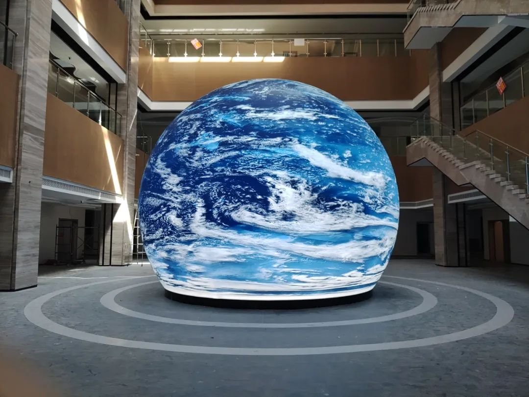 Lehman Combo Exhibition LED spherical screen landed in Linyi Junan County Science and Technology Museum to create an immersive science experience space