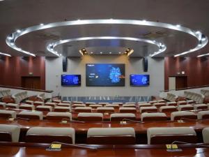 Abison iCon smart screen enters Chengdu's university empowerment education digitalization