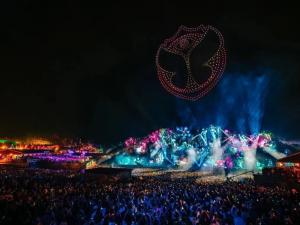 Abbison's big screen: Immersive boost from Tomorrowland Brazil Music Festival